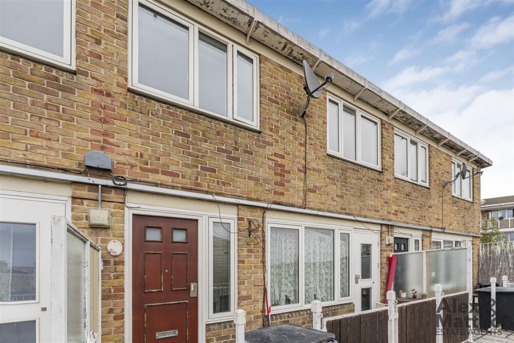 Property Spotlight: Amina Way, Bermondsey, SE16