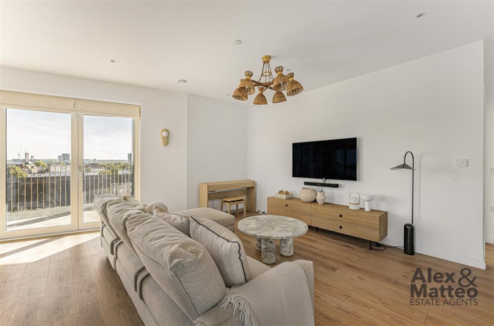 Dockley Road, London, Bermondsey