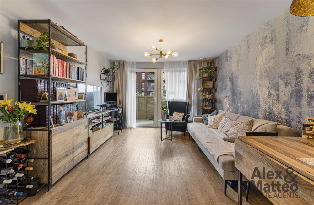 Greenland Place, Surrey Quays, SE8